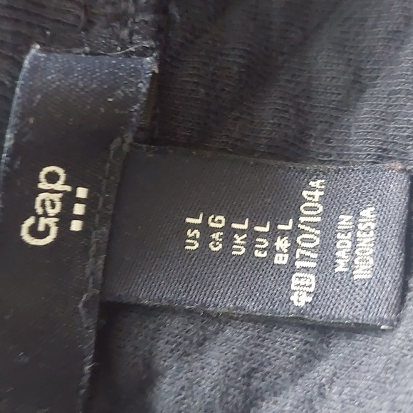 "GAP" size L, navy color long sleeve sweatshirt - Picture 9 of 11